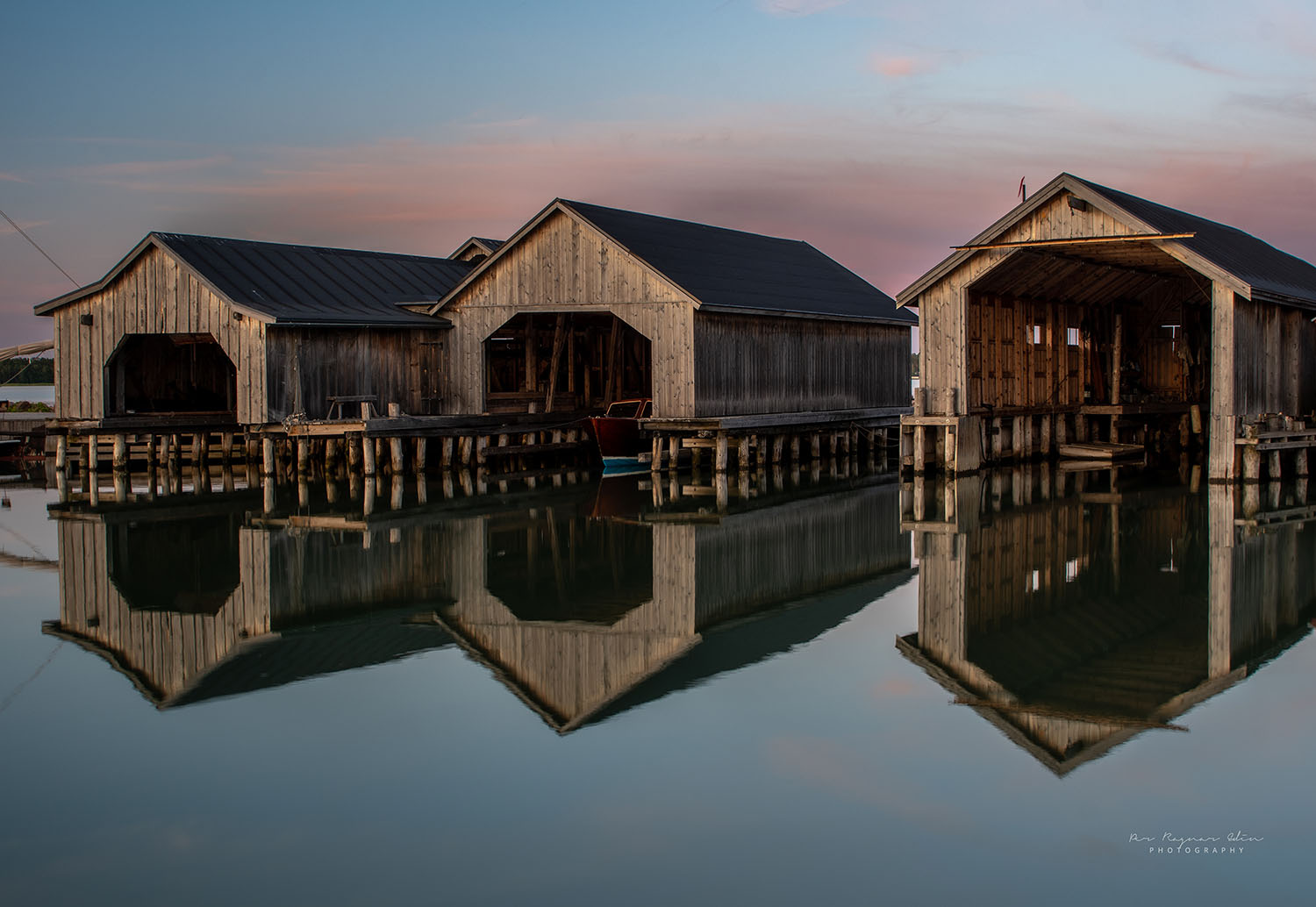 Perfect reflection